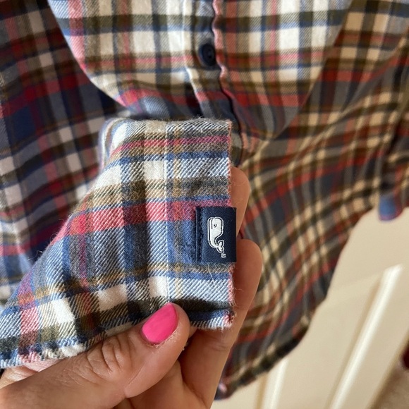 Vineyard Vines button down flannel • Size XS - Picture 5 of 6